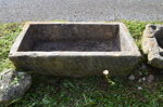 antica-vasca-in-pietra-lavabo-fioriera-giardino-n114-89x50