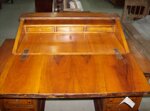 antica-scrivania-da-notaio-in-legno-di-ciliegio-noce-e-legno-di-limone