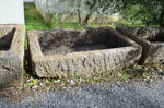 antica-vasca-in-pietra-da-giardino-lavatoio-fioriera-n110-85x52