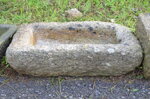antichissima-vasca-in-granito-lavabo-fioriera-da-giardino-n154-60x36