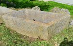 antica-vasca-in-pietra-lavabo-fioriera-giardino-n114-89x50