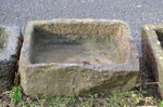 antica-vasca-in-pietra-lavandino-fioriera-da-giardino-n174-54x38