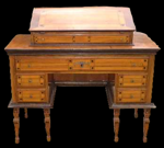 antica-scrivania-da-notaio-in-legno-di-ciliegio-noce-e-legno-di-limone