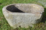 antica-vasca-ovale-in-granito-n143-lavandino-fioriera-giardino-69x48