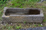 antica-vasca-in-pietra-lavabo-fioriera-da-giardino-n185-73x31