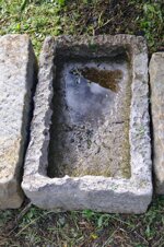 antica-vasca-in-pietra-lavandino-fioriera-da-giardino-n127-57x36