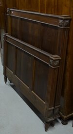 letto-antico-in-noce-del-xix-secolo