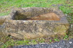 antica-vasca-in-pietra-lavabo-fioriera-da-giardino-n191-64x43