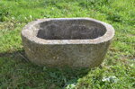 antica-vasca-ovale-in-granito-n143-lavandino-fioriera-giardino-69x48