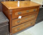 antico-cassettone-in-legno-di-ciliegio