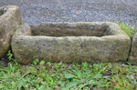 antica-vasca-in-pietra-lavandino-fioriera-da-giardino-n192-64x31
