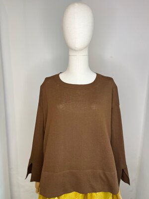 maglia-linea-scatola-bordi-alti