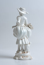 statuina-porcellana-artistica-di-capodimonte-900