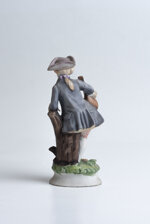 musicante-statuina-porcellana-biscuit-900