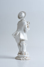 statuina-porcellana-artistica-di-capodimonte-900