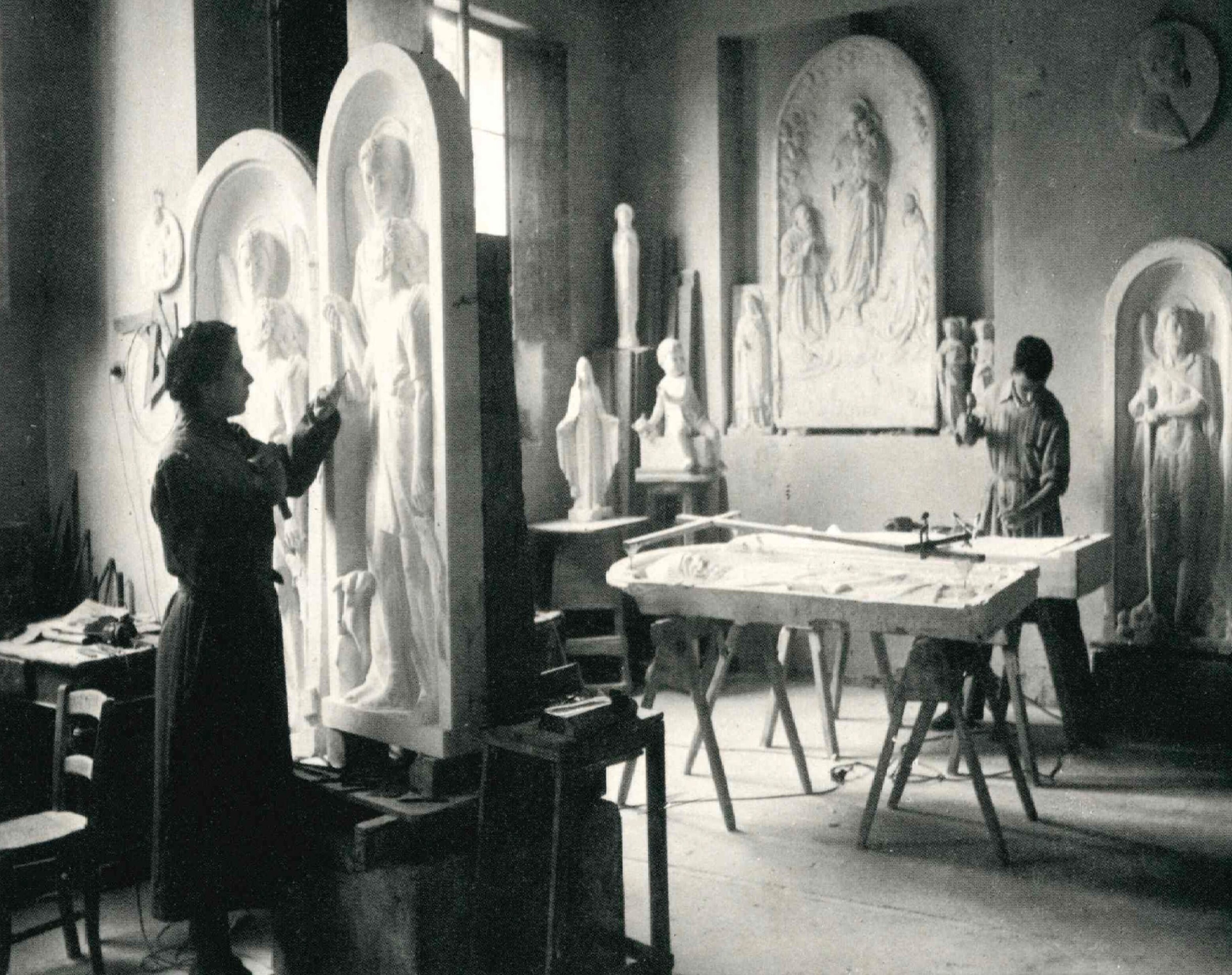 Carmela Adani, scultrice nel Ventennio
