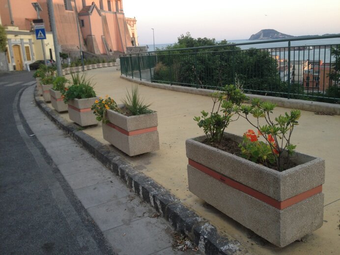 Fioriere in cemento