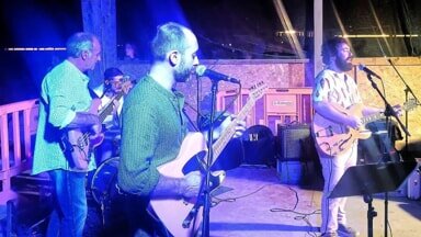 Giovedì 14 agosto Ferragosto al Bagno degli Americani: concerto, Dj set e la Spaghettata di Mezzanotte nell'edizione 2025. Ecco il programma completo