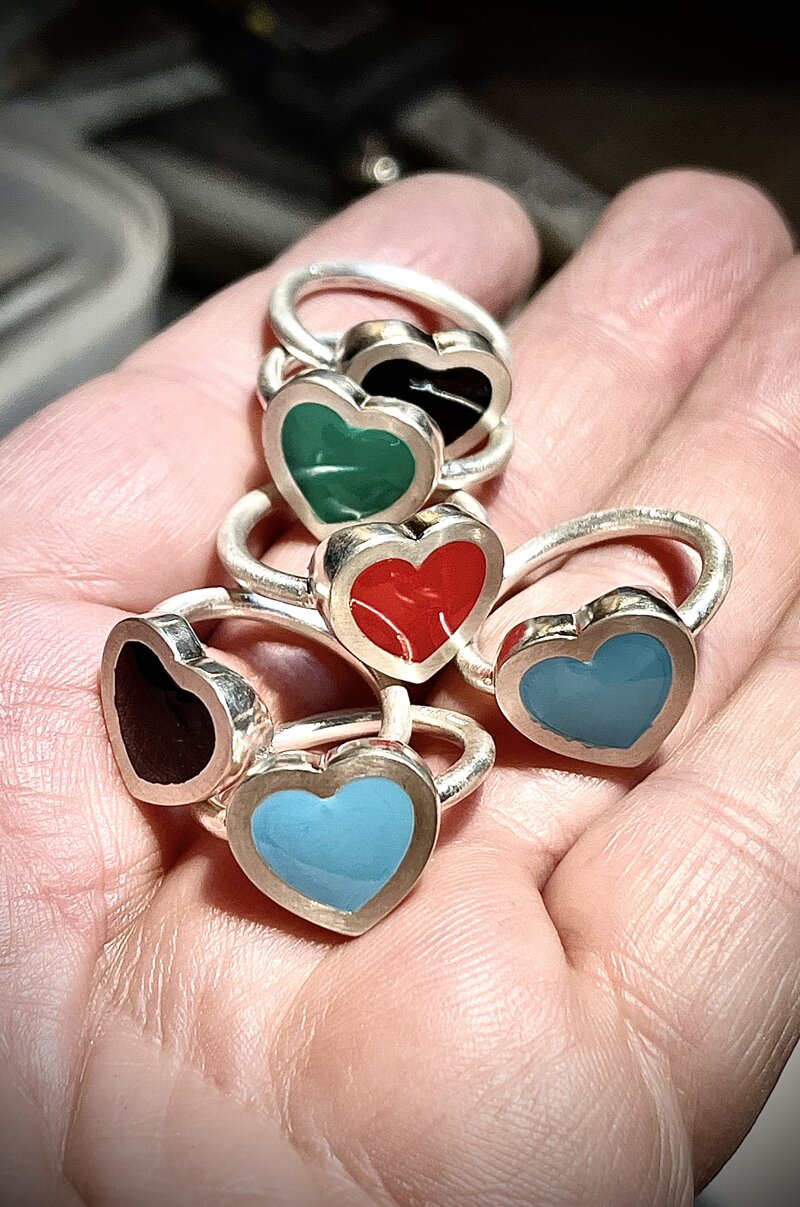 anello-cuore-smaltato