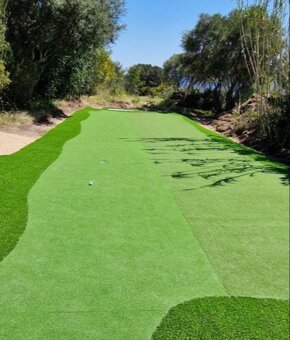 HALF AND HALF ... COMBINING YOUR GAME A COMBINATION OF COLORS THAT ENHANCE THE FANTASY OF YOUR GAME