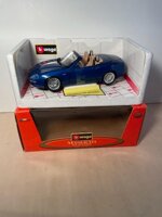 burago-34097-maserati-gt-spyder