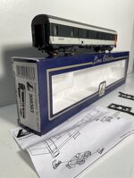 lima-309363-furgon-a-bagages-mc-76-sncf