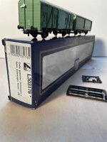 lima-l303176-gmhs-gedeckter-guterwagen-habis-guterwagen-henkel-db