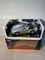 burago-3090-porsche-911-carrera-cabriolet-1994