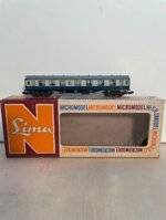 lima-306-carrozza-di-1-classe-br
