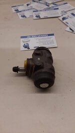 cilindretto-pompa-ganasce-freno-posteriore-per-piaggio-vespa-cosa-125-150-200