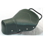 sella-triangolare-corta-anteriore-verde-con-borchie-per-vespa-px-sprint-gl-gtr-ts-vbb-vba-vnb-vna
