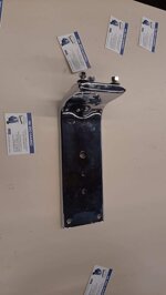 portaruota-posteriore-cromata-ruota-8-per-vespa-125-150-cc-vna-vnb-vba-vbb