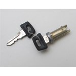 serratura-bauletto-bloccasterzo-sella-sportello-larerale-vespa-px-125-150-200-pk-50-125-cosa-t5