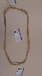 guarnizione-in-carta-tra-scocca-e-serbatoio-per-vespa-125-150-cc-vl2t-vl3t-vl1t-vb1t-vn2t