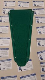 tappetino-pedana-centrale-verde-per-vespa-125-150-160-200-cc-rally-sprint-ts-vnb-vbb-vba-gt-gtr-gl-g
