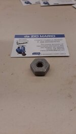 4-dadi-dado-ruota-per-vespa-125-150-vn-vm-vb-vl-vb-vba-vbb-vbb2