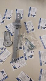 staffa-porta-ruota-di-scorta-10-pollici-per-vespa-50-125-elestart-special-primavera-et3-sprint