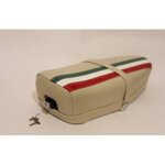 sella-sportiva-beige-con-bandiera-italiana-lunga-serratura-per-vespa-50-special