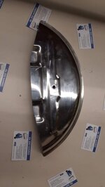 protezione-ruota-di-scorta-in-acciaio-inox-per-vespa-160-180-125-gs-ss-rally-ts