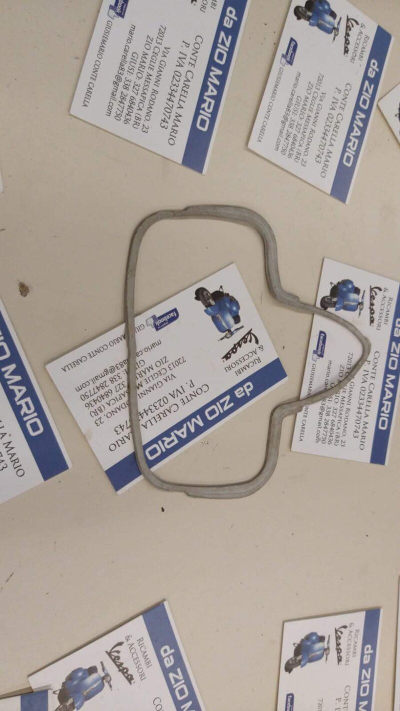 guarnizione-interna-fanalino-posteriore-per-vespa-125-150-cc