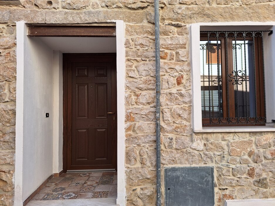 e6fa72c150540115018d752424073a8fe1b35597