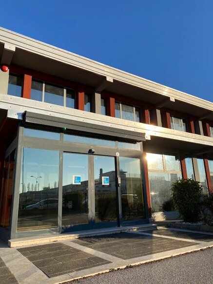 e41214680bc54d6caa8071abf270a7eb2e567706