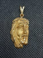 ciondolo-in-oro