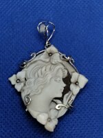 ciondolo-in-argento-a551