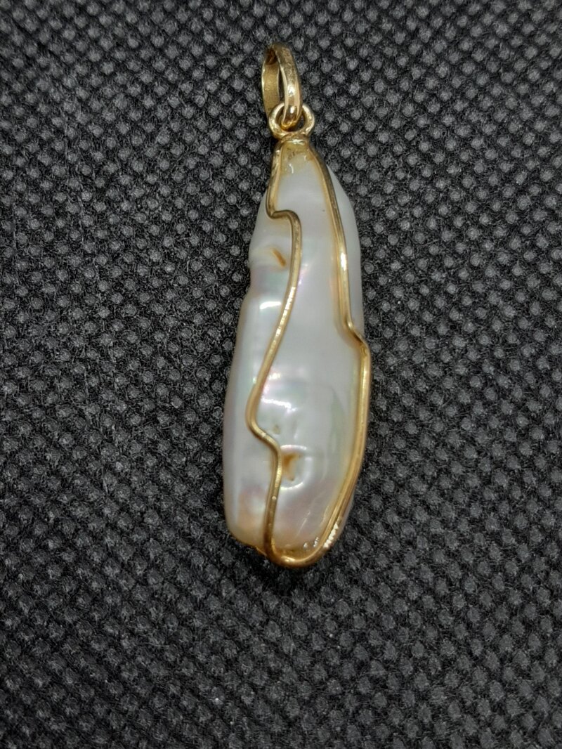 ciondolo-in-oro