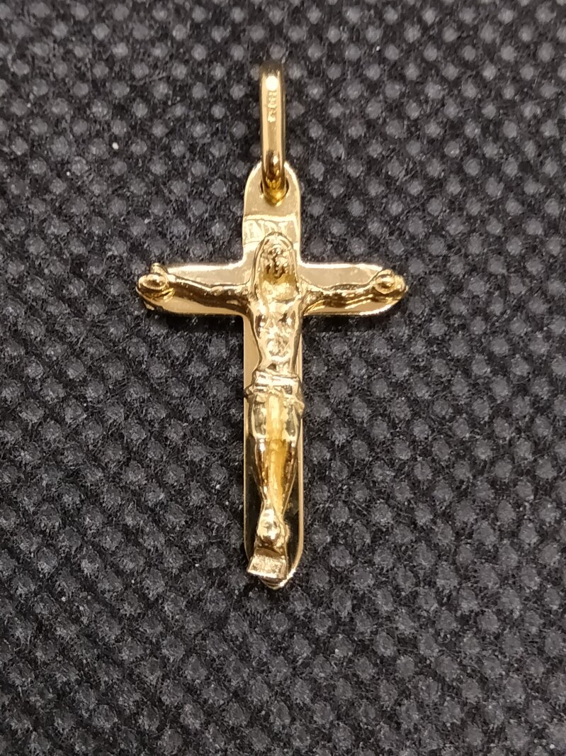 ciondolo-in-oro-1782
