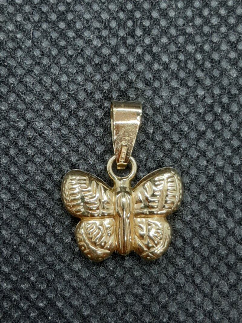 ciondolo-in-oro
