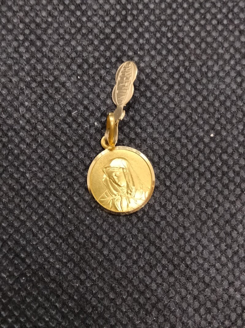 ciondolo-in-oro-1855 ciondolo-in-oro-1855