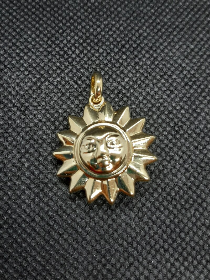 ciondolo-in-oro