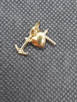 ciondolo-in-oro